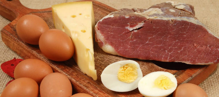 Яйца, мясо, сыр, содержащие холестерин